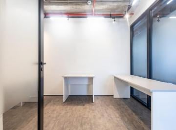 Comercial · 10m² · Sala comercial na Avenida Marquês de São Vicente, 230 - 18 andar - sala 23 • 10 m²