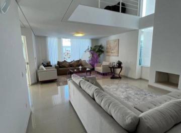 Casa · 348m² · 4 Quartos · 4 Vagas · Casa de Alto Padrão à Venda na Vila Oliveira – Mogi das Cruzes/SP
