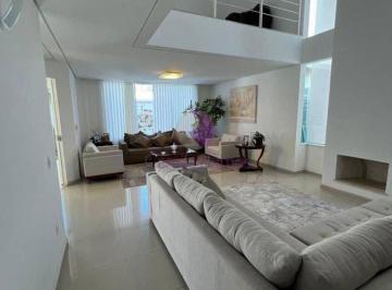 Casa · 348m² · 4 Quartos · 4 Vagas · Casa de Alto Padrão à Venda na Vila Oliveira – Mogi das Cruzes/SP