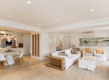 Apartamento · 230m² · 3 Quartos · 1 Vaga · Apartamento tipo garden à venda na Praia Mansa de