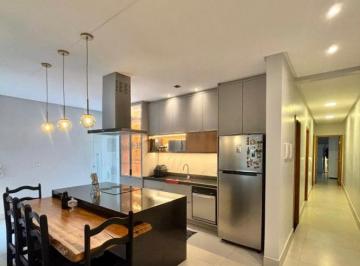 Casa de 4 quartos, Santana de Parnaíba · Casa de 150 m² com 4 quartos à venda no Jardim São Luís
