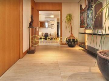 Apartamento · 340m² · 3 Quartos · 3 Vagas · Apartamento à venda nos Jardins | 340 m², 2 suítes e 1 por andar