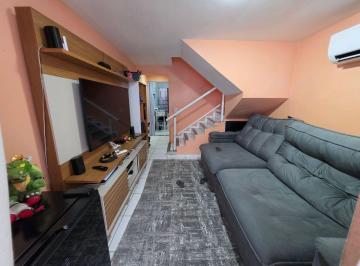 Casa de 2 quartos, Nilópolis · Casa duplex com 02 qts e vaga em Nilópolis