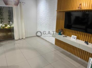 Foto 01 · Venda de Casa com 2 Quartos e Suíte no Portal do Ipero, Ipero-SP - 115m², 2 Salas e 2 Vagas de Garag