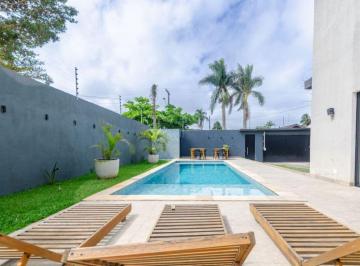 Casa de 3 quartos, Juiz de Fora · Casa com 320 mts², 3 quartos, piscina e churrasqueira em Juiz de Fora - MG