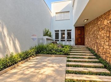 Comercial · 335m² · 3 Quartos · 2 Vagas · Imóvel Comercial para Locação no Centro de Itatiba - Ideal para Clínica ou Consultório