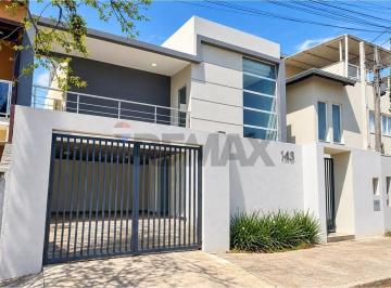Casa · 190m² · 3 Quartos · 4 Vagas · Casa à venda em Vinhedo – 190m2 - Bairro Nova Aliança - Pinheirinho