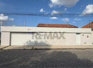 Casa · 160m² · 3 Quartos · 2 Vagas · Casa de esquina nas Malvinas