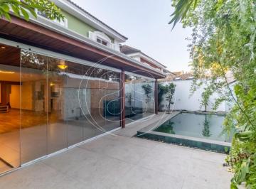 Casa · 402m² · 4 Quartos · 3 Vagas · CASA DE CONDOMINIO NO ALTO DA BOA VISTA COM 402m², 4 QUARTOS SENDO 3 SUÍTES E 3 VAGAS DE GARAGEM