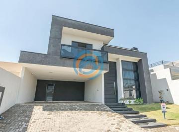 e781c7427f6f64beb01d7f2acb7b4be1f91c0dca · Casa com 285 m², 3 suítes e piscina no Monte Verona Eco Village