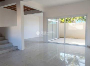 Casa · 153m² · 3 Quartos · 2 Vagas · Casa em condomínio com 3 suítes e vagas de garagem em Porto alegre.