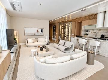 Apartamento · 193m² · 4 Vagas · Apartamento à venda no bairro Batel - Curitiba/PR