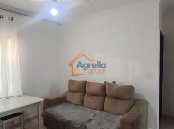 Apartamento · 46m² · 2 Quartos · 1 Vaga · APARTAMENTO TÉRREO COM 2 QUARTOS E VAGA COBERTA