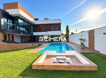 07959ccae43ddb91c9bcb12dff99494fd3042d9b · Casa com 4 suítes para alugar no Condomínio Castanheiras, localizado na zona sul de Sorocaba/SP