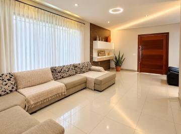 Casa · 400m² · 4 Vagas · Condomínio Residencial Alphagarden - Casa à venda no bairro Despraiado - Cuiabá/MT