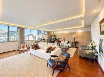 Apartamento · 246m² · 4 Quartos · 2 Vagas · Apartamento reformado à venda com 246 m² e 4 quartos em Copacabana