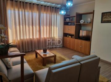 Casa · 276m² · 3 Quartos · 4 Vagas · Casa com 3 Dormitórios e Suíte, Quintal com Área Gourmet e 4 Vagas - Jardim Silvina/SBC