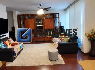 Casa · 251m² · 3 Quartos · 4 Vagas · Sobrado residencial/comercial com 3 suítes e 4 vagas no Jardim do Mar