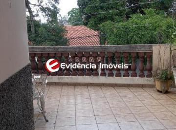 Casa · 183m² · 2 Quartos · 2 Vagas · Sobrado à venda em Vila Francisco Matarazzo, Santo André