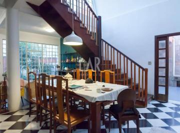 Casa · 270m² · 5 Quartos · 3 Vagas · Casa à venda, 5 quartos, 1 suíte, 3 vagas, Floresta - Belo Horizonte/MG