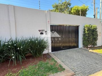 1609d2f88cf8ad0ae7b4b339c806171dc13fd0fe · Casa com 2 dormitórios, sendo 1 suíte para alugar por R$ 3.500/mês - Conjunto Libra - Foz do Iguaçu/