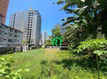 1c3a7353b01075ed99aeb7d63bc0126091aca84b · Terreno à beira mar à venda em Pitangueiras, Guarujá
