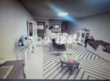 Casa · 338m² · 4 Quartos · 6 Vagas · Sobrado residencial com 4 quartos e 3 suítes à venda no Parque das Nações