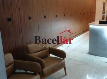 Apartamento · 74m² · 2 Quartos · Apartamento :  / Residencial / Tijuca