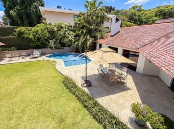 1 · Casa de 700m2 no Castel Verona com 4 suítes
