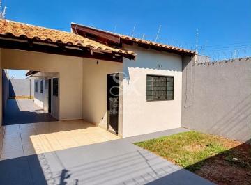 Casa · 95m² · 2 Quartos · 2 Vagas · Casa Térrea Próxima do Aeroporto com Terreno Amplo Avaliada em R$ 320.000,00