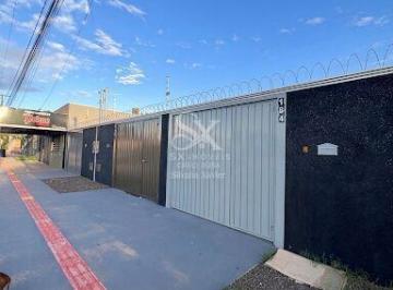 Casa · 51m² · 2 Quartos · 2 Vagas · Imóvel com 02 Quartos e Amplo Quintal no Bairro Los Angeles