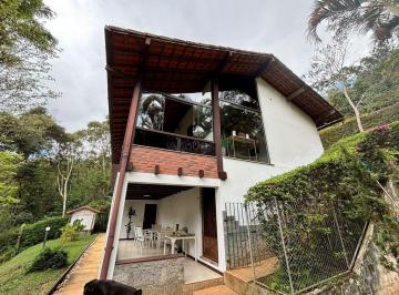 aroasw82ywewndjhzwfhodmz_md · Seu refúgio na serra: espaço, natureza e piscina para aproveitar