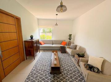 Casa · 211m² · 4 Quartos · 5 Vagas · Casa em Bosque do Vianna, Cotia/SP de 211m² 4 quartos à venda por R$ 1.760.000,00