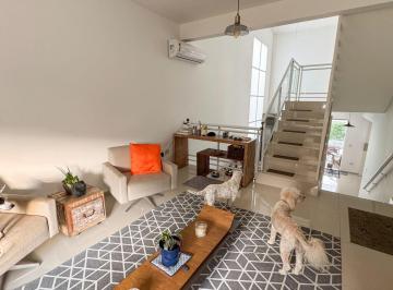 Casa · 211m² · 4 Quartos · 5 Vagas · Casa em Bosque do Vianna, Cotia/SP de 211m² 4 quartos à venda por R$ 1.760.000,00