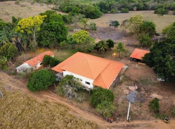 Foto 01 · *Fazendinha Disponível pra venda no Município de Luziania. Goiás* Casa sede com 04 Quartos sendo 03