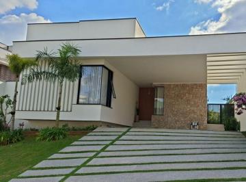 Casa de 3 quartos, Cotia · Casa térrea à venda na Granja Viana
