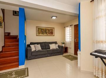 Casa de 3 quartos, Curitiba · Sobrado à venda, 3 quartos, 2 banheiros, com 2 garagens, 130m² no Alto Boqueirão , Curitiba.