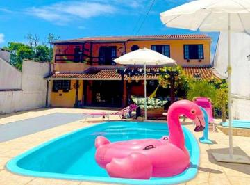 Casa de 4 quartos, Guaratuba · casa de 200 m² no Balneário Coroados, em Guaratuba, a apenas 100 metros da praia