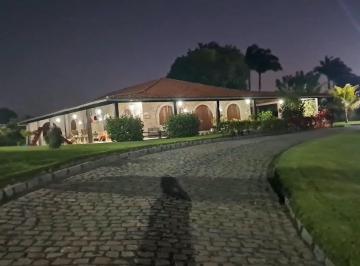 Rural de 9 quartos, Gravatá · Fantástica Propriedade as Margens da Rodovia