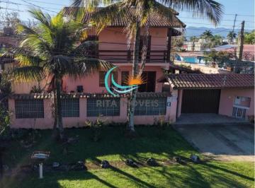 Foto 01 · Apenas 60 metros da praia Casa à venda em Bertioga-SP, bairro Indaiá, com 4 quartos, 1 suíte, 2 sala