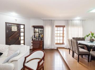 Casa de 3 quartos, Diadema · Oportunidade no Centro de Diadema: Casa Espaçosa com 4 Vagas