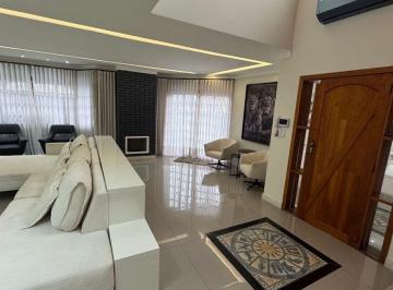 Casa de 3 quartos, São Bernardo do Campo · Sobrado com 405m², 3 suítes, 5 vagas, piscina e área gourmet - Terra Nova/SBC