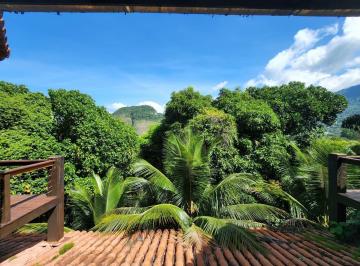 Casa · 1300m² · 3 Quartos · 2 Vagas · Espetacular casa com Vista para o verde à venda no Condominio Portinho de Massaru, Itanhangá