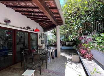 Apartamento · 256m² · 6 Quartos · 1 Vaga · Apartamento tipo casa à venda, 256m² por R$ 1.650.000 -  Cosme Velho/RJ