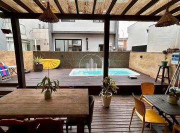 Casa · 168m² · 3 Quartos · 3 Vagas · Casa em Condomínio 3 Quartos no Deltaville Garden Clube - Beira Rio