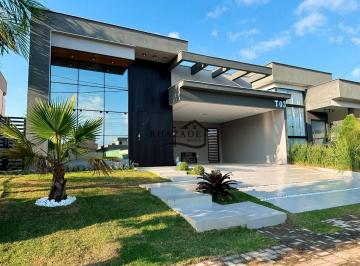 Casa · 186m² · 3 Quartos · 2 Vagas · Casa de Alto Padrão no Alphaville 1 com vista privilegiada para a Pedra de Inoã