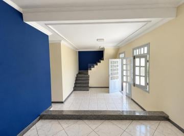 Photo 1 · Casa para aluguel, 5 quartos, 1 suíte, 1 vaga, Farolândia - Aracaju/SE