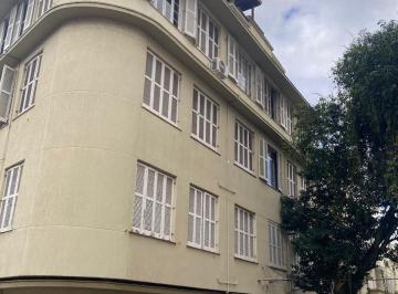 Photo 1 · Ótimo apartamento 2 dormitórios no Centro Histórico, próximo ao Gasômetro e Praç