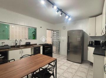 Casa · 190m² · 3 Quartos · 2 Vagas · Sobrado de 190m² com 3 dormitórios no Santa Terezinha, SBC - SP