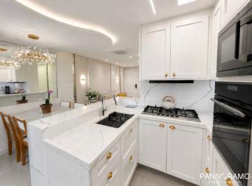 Apartamento · 76m² · 2 Quartos · 1 Vaga · Apartamento de alto padrão mobiliado à venda no Água Verde!